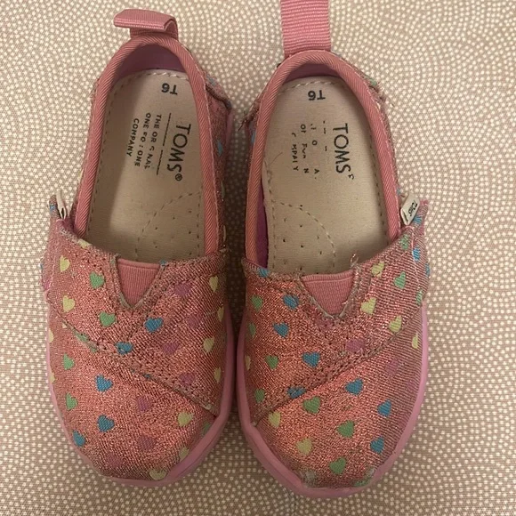 Toms toddler shoes size 6 - Picture 4 of 4